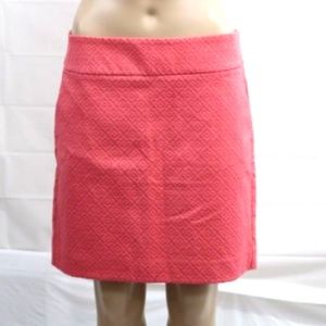 ❤️Ann Taylor Petite sz 8 straight skirt embossed